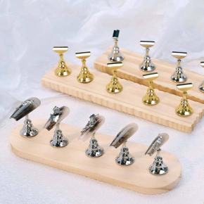 5pcs Magnetic Nail Holder Set Wooden Practice Display Stand ND39